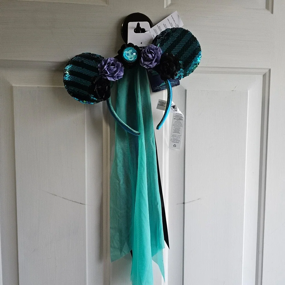 Disney Minnie Mouse The Main Attraction Haunted Mansion Ears Headband 10/12 NEW